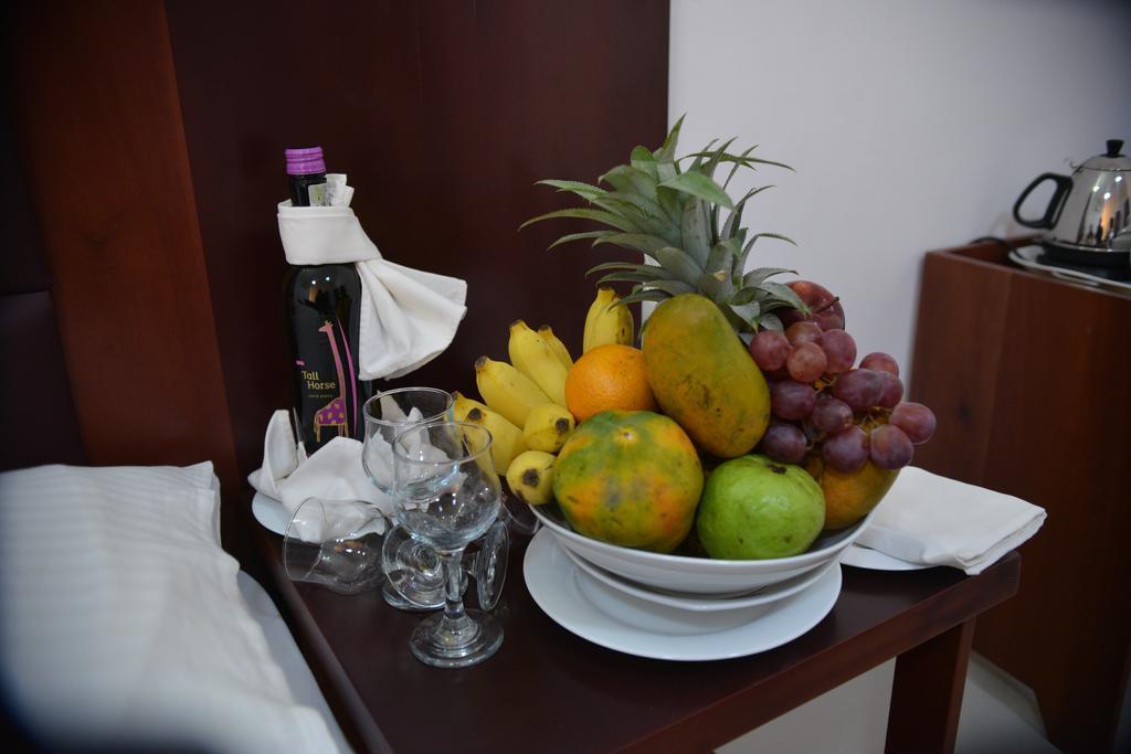Hotel Kamrel คูรูเนกาลา ภายนอก รูปภาพ