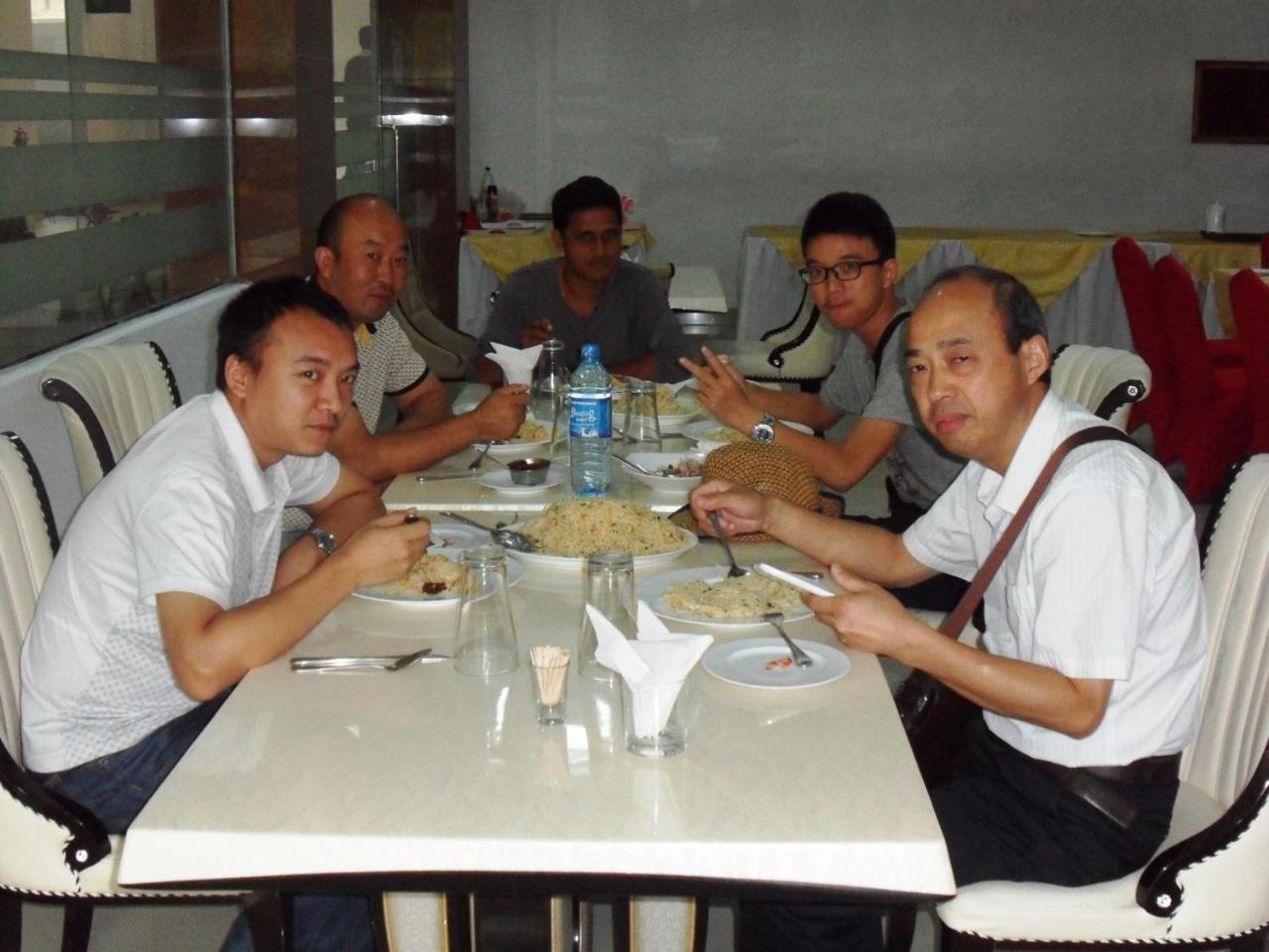 Hotel Kamrel คูรูเนกาลา ภายนอก รูปภาพ